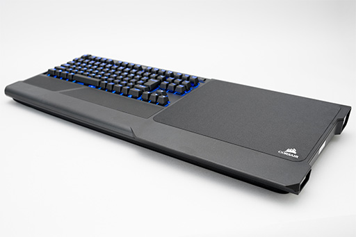画像ギャラリー No.047のサムネイル画像 / 【PR】Corsairが満を持して放つワイヤレス10キーレスキーボード「K63 Wireless」は，謳い文句どおりの高機能＆低遅延が魅力