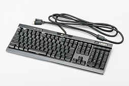 画像ギャラリー No.025のサムネイル画像 / 【PR】低背Cherry軸を採用したCorsair製キーボード「K70 RGB MK.2 LOW PROFILE」は高速入力重視のゲーマー向け新定番だ