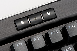 画像ギャラリー No.008のサムネイル画像 / 【PR】Corsairのフルキーボード「K95 RGB PLATINUM XT SPEED」を試す。マクロキーで配信ソフトを操作する「Stream Deck」は思いのほか便利だ