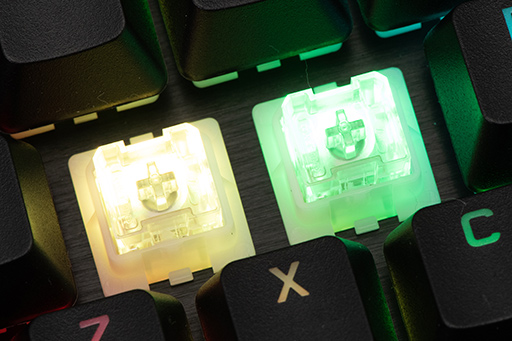 画像ギャラリー No.009のサムネイル画像 / 【PR】Corsairの新型キーボード「K60 RGB PRO SE」は,CHERRY VIOLAスイッチ採用でCherry MXの打鍵感を手頃な価格で実現