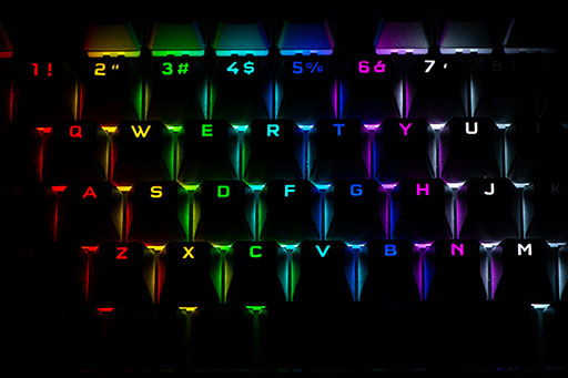 画像ギャラリー No.029のサムネイル画像 / 【PR】Corsairの新型キーボード「K60 RGB PRO SE」は,CHERRY VIOLAスイッチ採用でCherry MXの打鍵感を手頃な価格で実現