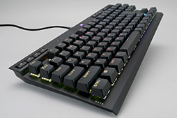 画像ギャラリー No.008のサムネイル画像 / 【PR】Corsairの新型10キーレス「K70 RGB TKL OPX」は,ストイックにeスポーツを突き詰めた高速応答性が見どころの光学式キーボードだ