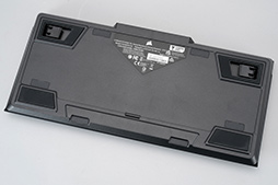画像ギャラリー No.012のサムネイル画像 / 【PR】Corsairの新型10キーレス「K70 RGB TKL OPX」は,ストイックにeスポーツを突き詰めた高速応答性が見どころの光学式キーボードだ