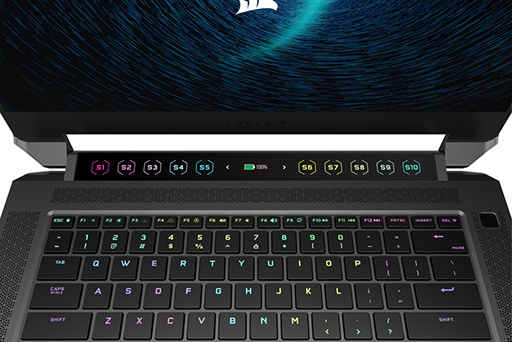 画像ギャラリー No.004のサムネイル画像 / Corsair,同社初のゲーマー&実況者向けノートPC「VOYAGER a1600」を発表。ハイスペックとStream Deck互換ボタン搭載が見どころだ