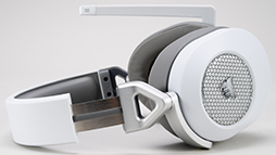 画像ギャラリー No.018のサムネイル画像 / 【PR】Corsairのワイヤレスヘッドセット「HS65 WIRELESS」の実力を検証。個人に合わせたEQ設定を簡単に作れる「SoundID」は想像以上だ