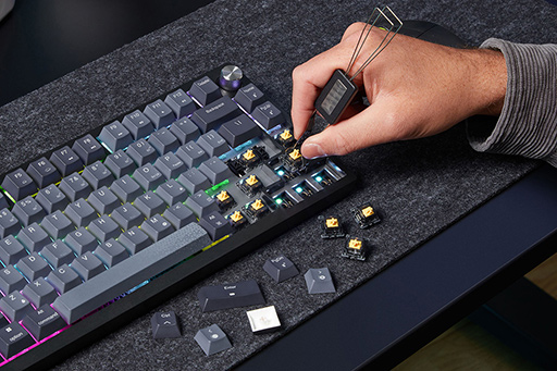 画像ギャラリー No.005のサムネイル画像 / キースイッチ交換可能な10キーレスキーボード「K65 PLUS WIRELESS」に日本語配列モデルが登場。2月29日発売