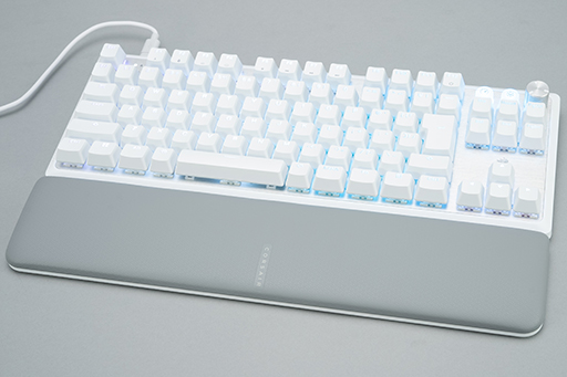 画像ギャラリー No.003のサムネイル画像 / 白いゲーマー向けデバイスで統一したいならCorsair! 上質かつスペックも高いキーボードとマウス,ヘッドセットを紹介しよう【PR】