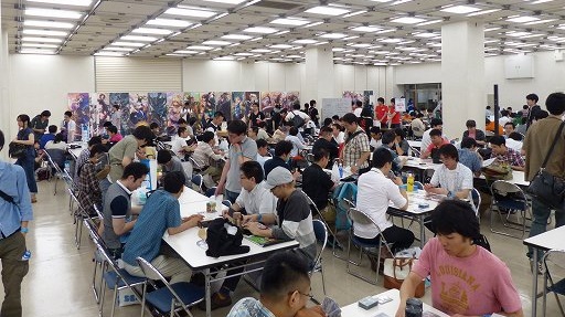画像ギャラリー No.001のサムネイル画像 / 「三国志大戦 トレーディングカードゲーム」ファンが集結した「TCGの宴2014夏 in 東京」をレポート。ブースター第10弾の発売日なども発表に