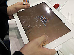 画像ギャラリー No.004のサムネイル画像 / ［G-Star 2011］UE3採用のタブレット/スマートフォン向けFPS「Combat Arms :Zombies」をプレイ。タッチパッド操作で戦うゾンビ達は強かった