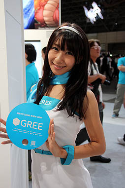 画像ギャラリー No.013のサムネイル画像 / ［TGS 2012］「サガ」シリーズ最新作は，伝統を継承したモバイルカードRPG。スクウェア・エニックス「エンペラーズ サガ」レポート