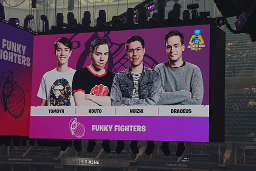 画像ギャラリー No.021のサムネイル画像 / 賞金総額約32億円の「Fortnite World Cup」大会レポート。会場はフォートナイト一色に。出場した日本人選手の順位は