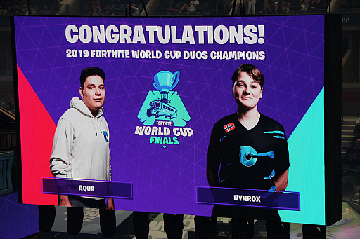 画像ギャラリー No.039のサムネイル画像 / 賞金総額約32億円の「Fortnite World Cup」大会レポート。会場はフォートナイト一色に。出場した日本人選手の順位は