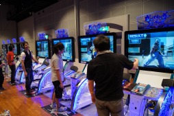 画像ギャラリー No.010のサムネイル画像 / ウメハラ＆ふ〜ど，決勝大会出場なるか。「ガンスリンガーストラトス」第二回公式大会「GUNSLINGER'S BATTLE ARENA-Next-」東京予選レポート
