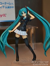 画像ギャラリー No.210のサムネイル画像 / あの巨大ロボもやって来た！　今回も大いに盛り上がった「ワンダーフェスティバル2012［夏］」の模様をフォトレポートでお届けしちゃいます