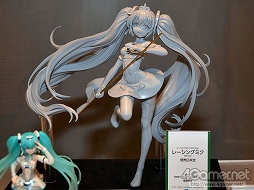 画像ギャラリー No.212のサムネイル画像 / あの巨大ロボもやって来た！　今回も大いに盛り上がった「ワンダーフェスティバル2012［夏］」の模様をフォトレポートでお届けしちゃいます
