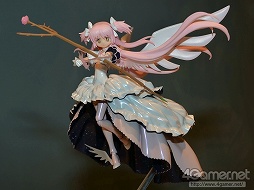 画像ギャラリー No.215のサムネイル画像 / あの巨大ロボもやって来た！　今回も大いに盛り上がった「ワンダーフェスティバル2012［夏］」の模様をフォトレポートでお届けしちゃいます
