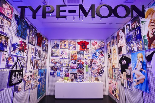 画像ギャラリー No.010のサムネイル画像 / 「TYPE-MOON展 Fate/stay night -15年の軌跡-」が12月20日から開催。3人のヒロイン声優がテープカットを行った内覧会をレポート