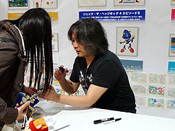 画像ギャラリー No.006のサムネイル画像 / 飯塚プロデューサーやサウンドの瀬上 純氏もやってきた！　シリーズ最新作「ソニック・ザ・ヘッジホッグ4 エピソードII」先行体験会の模様をレポート