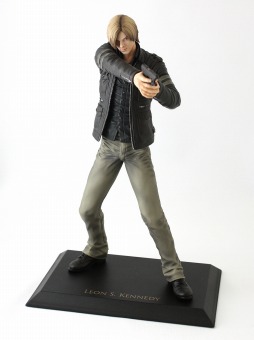 画像ギャラリー No.001のサムネイル画像 / 「カプコンフィギュアビルダー」にクリエイターズモデルの「レオン」が登場