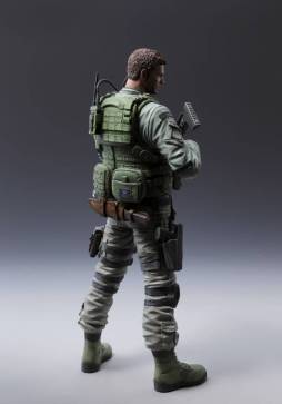 画像ギャラリー No.001のサムネイル画像 / 「バイオハザード6」のクリス・レッドフィールドがフィギュアに。7月上旬発売