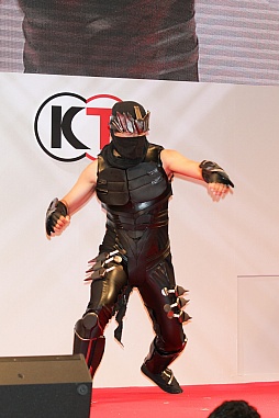画像ギャラリー No.092のサムネイル画像 / ［TGS 2012］ゲームキャラになりきったコスプレイヤー達の競演。桑島法子さんと小野坂昌也さんも目を見張った「コーエーテクモコスプレコンテスト」