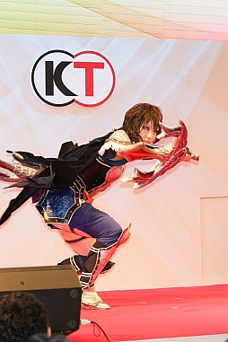 画像ギャラリー No.098のサムネイル画像 / ［TGS 2012］ゲームキャラになりきったコスプレイヤー達の競演。桑島法子さんと小野坂昌也さんも目を見張った「コーエーテクモコスプレコンテスト」