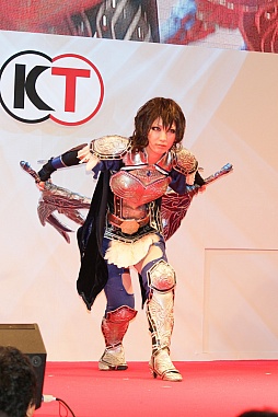 画像ギャラリー No.101のサムネイル画像 / ［TGS 2012］ゲームキャラになりきったコスプレイヤー達の競演。桑島法子さんと小野坂昌也さんも目を見張った「コーエーテクモコスプレコンテスト」