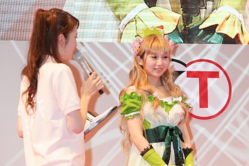 画像ギャラリー No.131のサムネイル画像 / ［TGS 2012］ゲームキャラになりきったコスプレイヤー達の競演。桑島法子さんと小野坂昌也さんも目を見張った「コーエーテクモコスプレコンテスト」