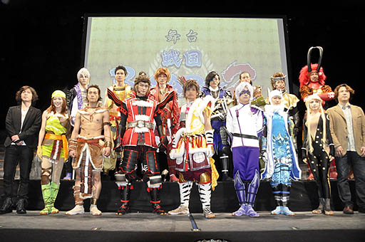 画像ギャラリー No.002のサムネイル画像 / 舞台「戦国BASARA2」の出演者が意気込みを語った「戦国BASARA」プロジェクト発表会の模様をレポート。「バサラ祭2012〜夏の陣〜」出演者も発表