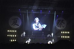 画像ギャラリー No.004のサムネイル画像 / 舞台「戦国BASARA3」も発表。約6000人が熱狂した“バサラ祭2012 〜夏の陣〜”をレポート