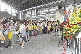 画像ギャラリー No.054のサムネイル画像 / 舞台「戦国BASARA3」も発表。約6000人が熱狂した“バサラ祭2012 〜夏の陣〜”をレポート