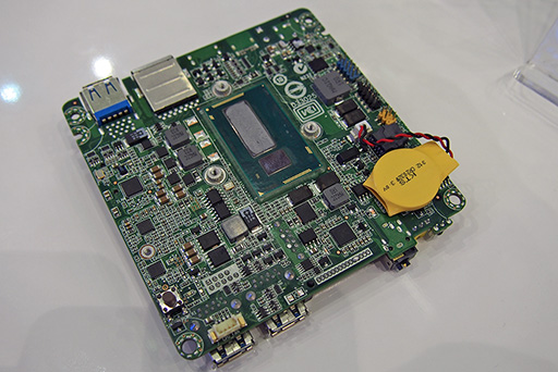 画像ギャラリー No.008のサムネイル画像 / ［COMPUTEX］Kabini搭載のMini-ITXに，Haswell搭載NUC。小型PCにまつわる2題