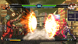 画像ギャラリー No.004のサムネイル画像 / AC「THE KING OF FIGHTERS XIII CLIMAX」は本日稼働開始。コンシューマ機版の追加要素やバランスを踏襲した最新バージョン