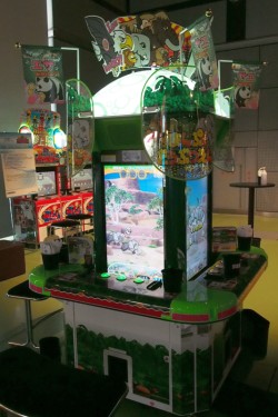 画像ギャラリー No.024のサムネイル画像 / 「maimai」や「アンダーナイト インヴァース」の新Ver.が登場。「SEGA PRIVATE SHOW 2013 -SPRING-」レポート