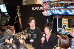 画像ギャラリー No.015のサムネイル画像 / ［AOU2012］2012年もBEMANIシリーズが熱い。各タイトルの開発陣によるプレゼンテーションとKAC優勝者を招いたイベントをレポート 