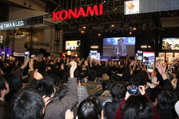 画像ギャラリー No.021のサムネイル画像 / ［AOU2012］2012年もBEMANIシリーズが熱い。各タイトルの開発陣によるプレゼンテーションとKAC優勝者を招いたイベントをレポート 