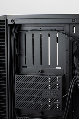 画像ギャラリー No.032のサムネイル画像 / 【PR】サイコム「G-Master Hydro X570A Extreme」は,CPUとRTX 30シリーズを液冷化して高性能と静音を両立した究極のゲームPCだ