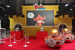 画像ギャラリー No.025のサムネイル画像 / 「ガンホーフェスティバル2015」が幕張メッセで開催中。会場内のアトラクションとブース,そして配布物をまとめて紹介