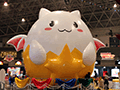 「ガンホーフェスティバル2015」が幕張メッセで開催中。会場内のアトラクションとブース，そして配布物をまとめて紹介