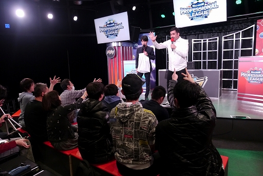 画像ギャラリー No.033のサムネイル画像 / よしもとのパズドラ大会が開幕。9人のプロゲーマーが総当たりで戦う「パズドラ プロリーグ2019」の開幕戦&セレモニーをレポート
