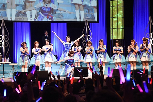 画像ギャラリー No.003のサムネイル画像 / 「THE IDOLM@STER CINDERELLA GIRLS SUMMER FESTIV@L 2015」大阪公演をレポート。三宅さんの悩みとは何なのか?