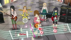 画像ギャラリー No.019のサムネイル画像 / 「けいおん！ 放課後ライブ！！ HD Ver.」，楽曲「Cagayake!GIRLS」演奏シーンなどのSSが公開。俺には“唯ちゃん”が一番輝いて見えるぜ！