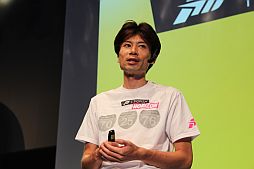 画像ギャラリー No.003のサムネイル画像 / クルマ評論家とダンサーがゲームの本格度をアピール。「Xbox 360『大』感謝祭 2012 夏」の「Forza Horizon」「Dance Central 3」ステージをレポート