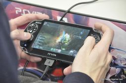 画像ギャラリー No.004のサムネイル画像 / 本日サービス開始となったPS Vita版「ファンタシースタースターオンライン2」。秋葉原で開催された店頭体験会を訪れたプロデューサーの酒井智史氏にインタビュー