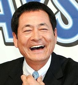 画像ギャラリー No.006のサムネイル画像 / 「大熱狂！！プロ野球カード」中畑 清監督出演のTVCMを16日からオンエア