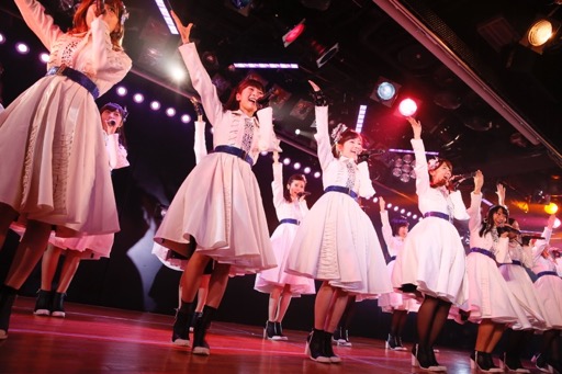 画像ギャラリー No.002のサムネイル画像 / 超豪華メンバーがAKB48劇場に集結した「AKB48 ステージファイター特別劇場公演」の模様をたっぷりレポート