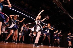 画像ギャラリー No.010のサムネイル画像 / 超豪華メンバーがAKB48劇場に集結した「AKB48 ステージファイター特別劇場公演」の模様をたっぷりレポート