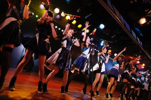 画像ギャラリー No.014のサムネイル画像 / 超豪華メンバーがAKB48劇場に集結した「AKB48 ステージファイター特別劇場公演」の模様をたっぷりレポート