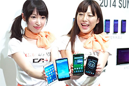 画像ギャラリー No.002のサムネイル画像 / 国内メーカーならではのチューニングに期待の「AQUOS SERIE」。KDDI 2014夏モデルスマートフォンテストレポート(後編)