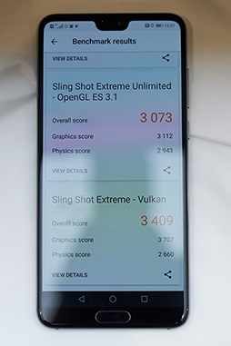 画像ギャラリー No.036のサムネイル画像 / Snapdragon 845搭載モデルの実力は？ HUAWEIのP20 Proはゲームにも使える？ NTTドコモ2018年夏モデル4製品テストレポート